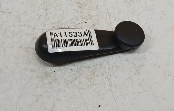 Toyota Yaris Front door window winding handle