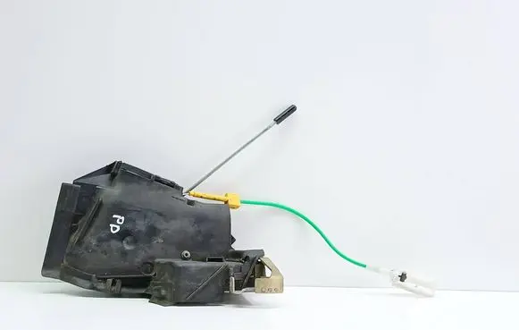BMW 5 E39 Front door lock