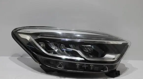 Renault Captur Headlight/headlamp 6F1941087F 6F1941007E 90120772