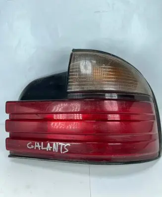 Mitsubishi Galant Rear/tail lights 0438575