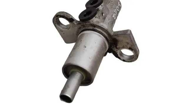 Audi A6 S6 C6 4F Master brake cylinder 4B3611021