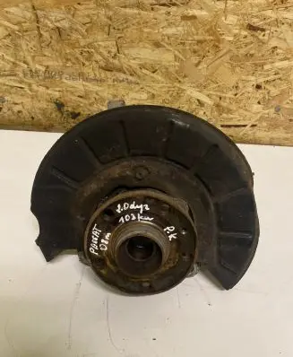 Volkswagen PASSAT B6 Front wheel hub