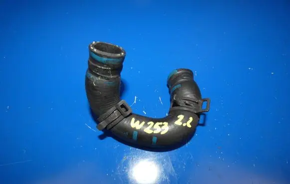 Mercedes-Benz GLC X253 C253 Engine coolant pipe/hose 