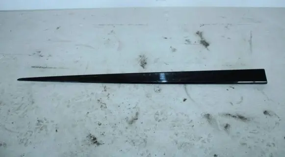 Toyota Yaris Front door trim (molding) 75734-0D011