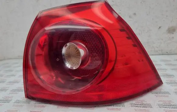 Volkswagen Golf V Rear/tail lights 1K6945096