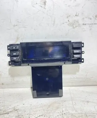 Volvo V70 Screen/display/small screen 31268336 MD213100138 SN4659490