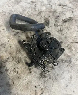 Opel Frontera B Vacuum pump 9053139 0252738