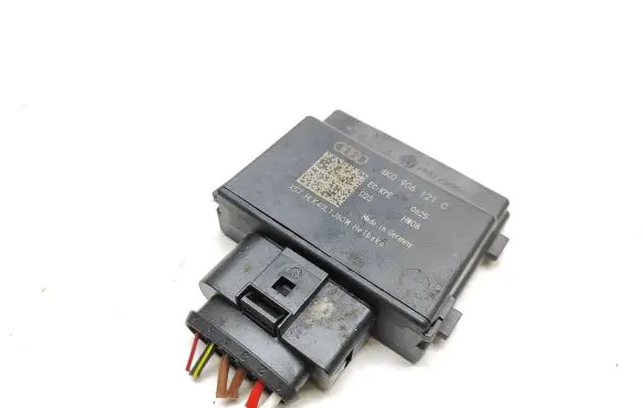 Audi A4 S4 B9 8W Fuel injection pump control unit/module 4K0906121C