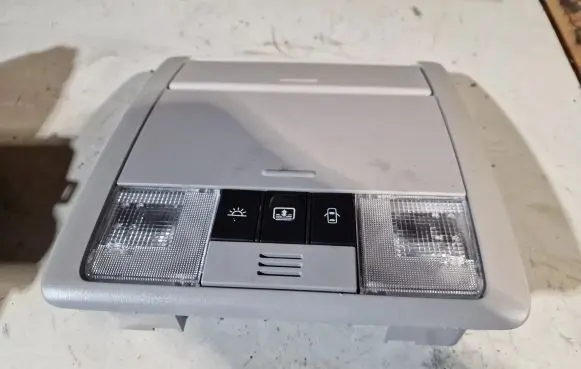 Toyota Verso Front seat light
