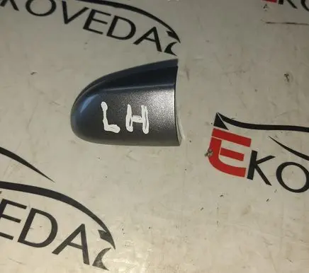 Mazda 3 III Front door handle cover 