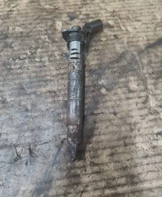 Mercedes-Benz ML W166 Fuel injector A6510702987 0445117035