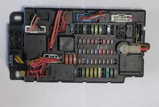 Mini One - Cooper Coupe R56 Fuse module 3455236 6135345523601 519399059