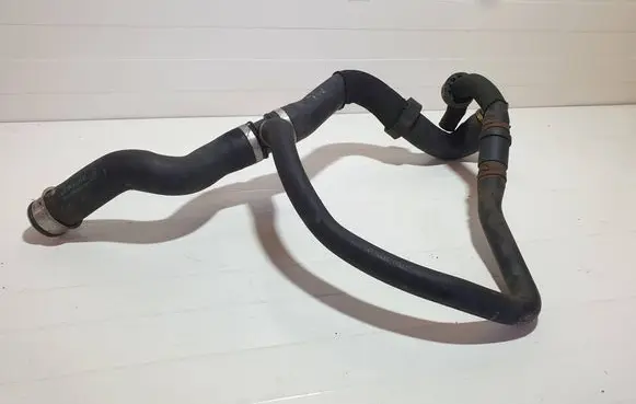 Mercedes-Benz ML W164 Engine coolant pipe/hose A1645011082
