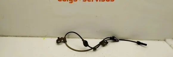 Subaru Legacy ABS brake wheel speed sensor 00C1G0001