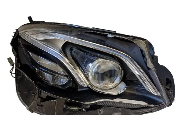 Mercedes-Benz E W213 Headlight/headlamp A2139061804 1EX2017