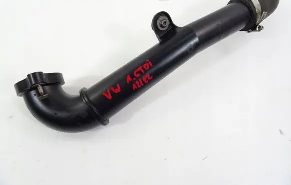 Volkswagen Golf VII Intercooler hose/pipe 04L145770H