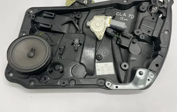 Mercedes-Benz CLA C117 X117 W117 Front door window regulator with motor A1177220270