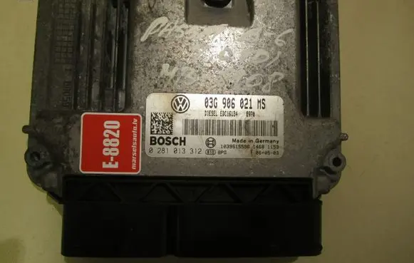 Volkswagen PASSAT B6 Engine control unit/module 03G906021MS