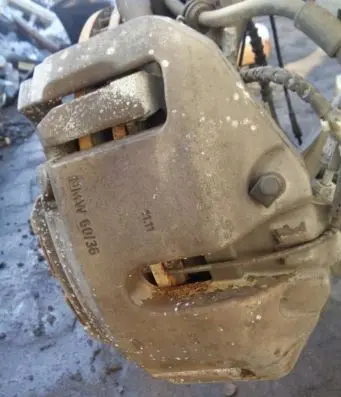 BMW 7 F01 F02 F03 F04 Front brake caliper