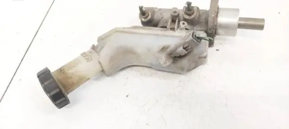 Nissan Note (E11) Master brake cylinder