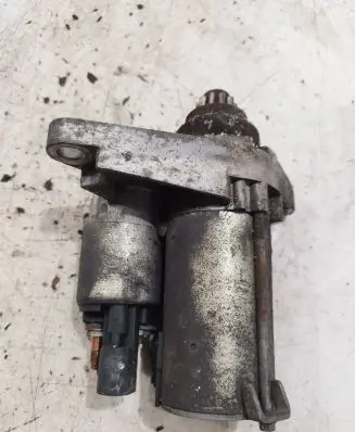 Volkswagen Golf V Starter motor 02T911023S 0508060127 D6GS12