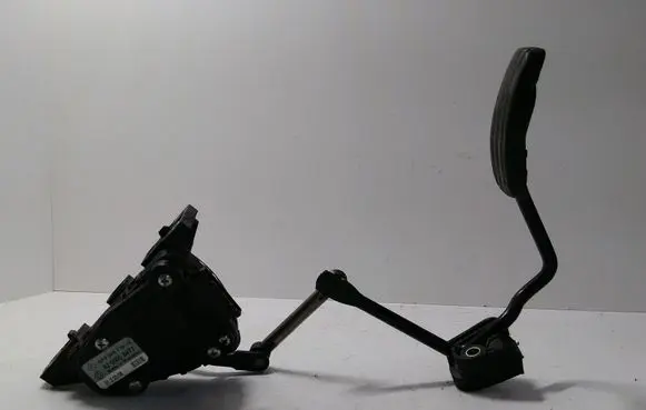 Renault Trafic II (X83) Accelerator throttle pedal 8200008477 6PV00811915