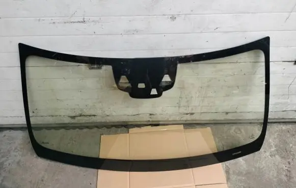 Mercedes-Benz C W205 Front windscreen/windshield window A2178210011