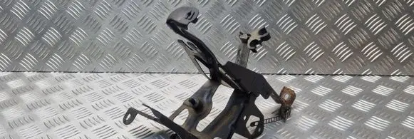 Volkswagen PASSAT B5 ABS pump bracket 8E0614119