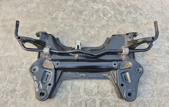 Peugeot 208 II Front subframe 9834922080