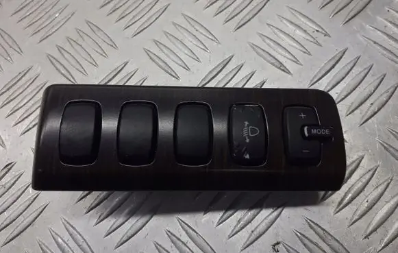 Fiat Croma A set of switches 