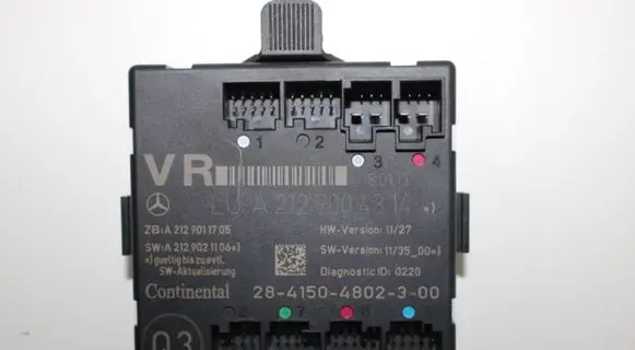 Mercedes-Benz C W204 Door control unit/module A2129004314