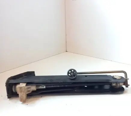 Audi 100 S4 C4 Lift Jack 4A0011031A