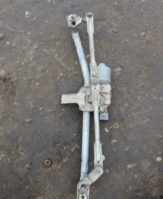 Skoda Fabia Mk1 (6Y) Front wiper linkage and motor