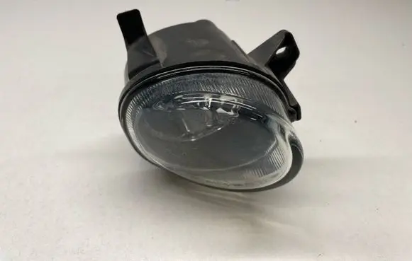 Audi Q3 8U Front fog light 8T0941700 8T0941700E