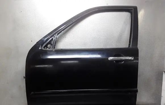 Honda CR-V Front door