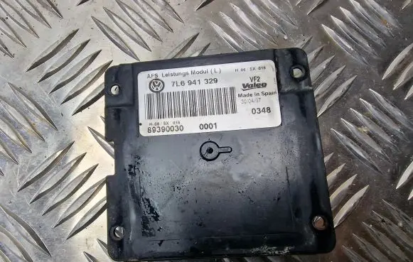 Volkswagen PASSAT B6 Headlight ballast module Xenon 7L6941329