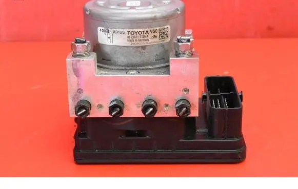 Toyota Yaris ABS Pump 44540K0120