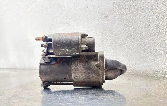 Opel Insignia A Starter motor 55556092