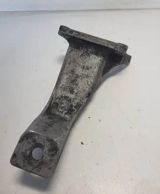 BMW 3 E36 Engine mounting bracket 1141831