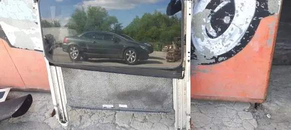 Cadillac Escalade Sunroof glass 25851627