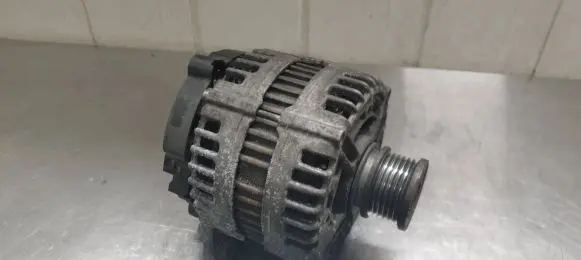 Audi A6 S6 C6 4F Generator/alternator 03G903016L 14V180A 0121715077