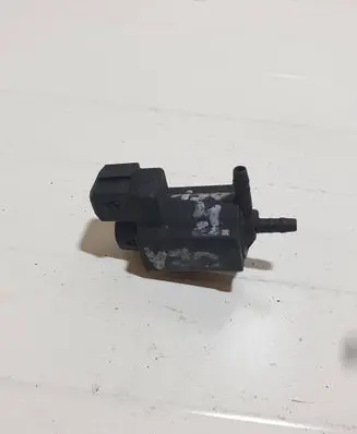 Volvo V70 Turbo solenoid valve 72224010 30611668