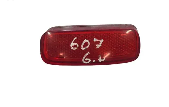Peugeot 607 Rear tail light reflector