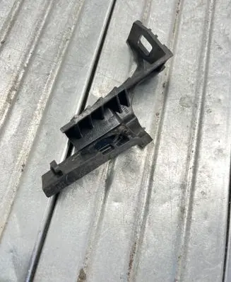 BMW 3 GT F34 Headlight/headlamp mounting bracket 7294916