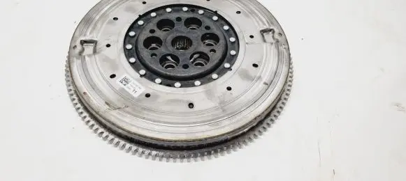 Renault Clio V Flywheel 123108176R