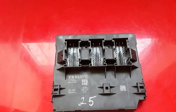 Volkswagen PASSAT B7 Comfort/convenience module 3AA937087G 5WK50414 BCMPQ47