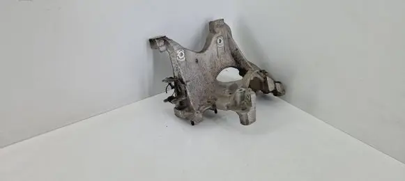 Audi A4 S4 B9 Engine mounting bracket 8W0399296E