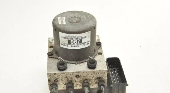 KIA Carens III ABS Pump 58910A4790