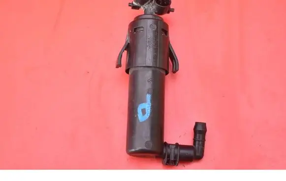 Opel Mokka Windshield washer spray nozzle 95217681