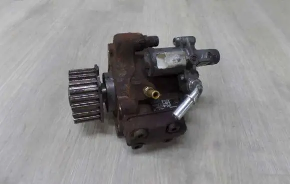 Volvo V70 Fuel injection high pressure pump 9676289780 A2C53384062 46037